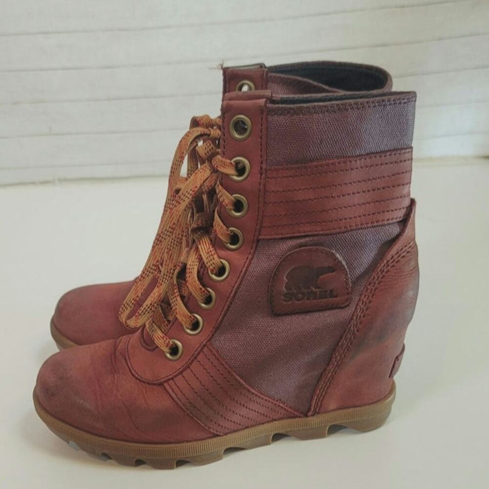 Sorel PDX Lexie Wedge Leather /Canvas Booties in Maroon Red, sz 6